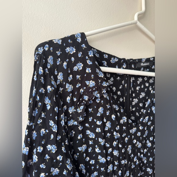 Madewell Black Ruffle-Sleeve Tie-Waist Jumpsuit in Blue Baby's Breath - Small - Picture 7 of 13